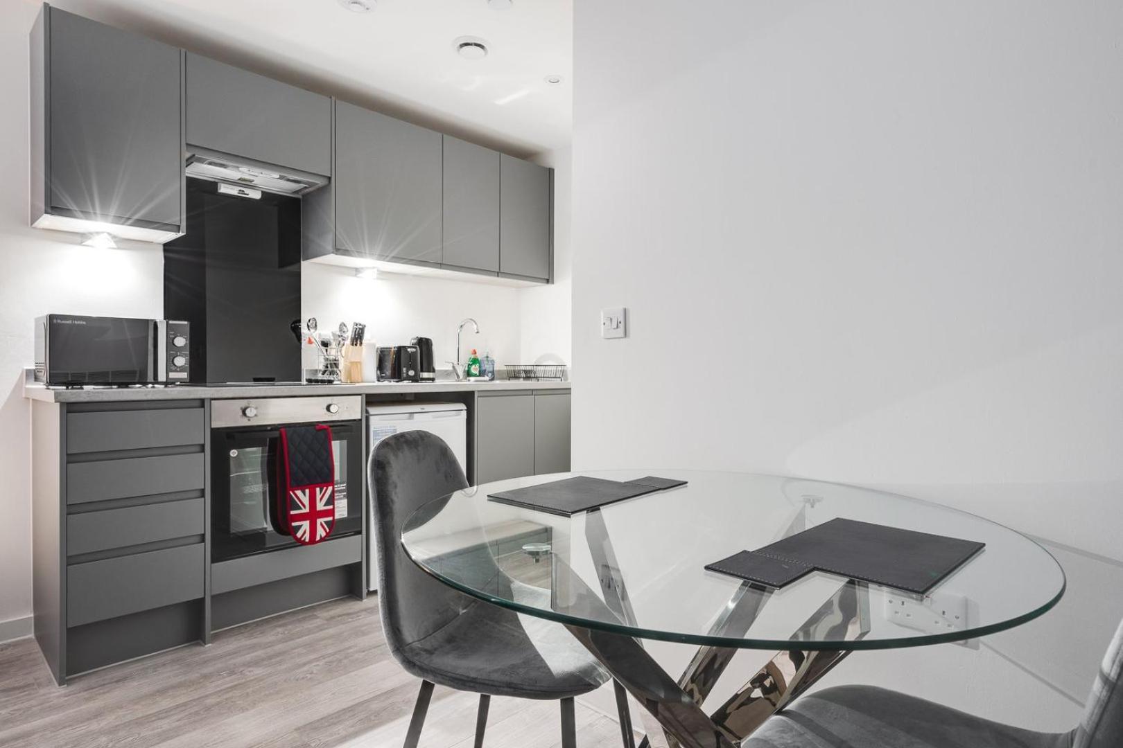 Guestready - Urban Refuge In Vauxhall, No Wifi Liverpool Exterior photo